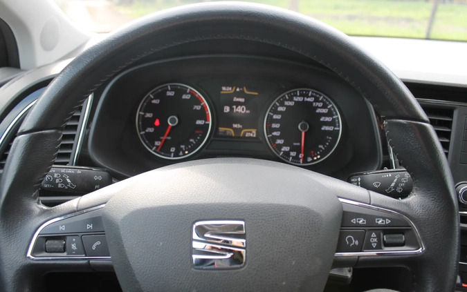 Seat Leon cena 32990 przebieg: 93500, rok produkcji 2013 z Orzesze małe 137